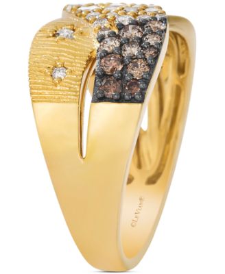 Chocolate Ombr&eacute; Diamond & Nude Diamond Ribbed Crossover Ring (3/4 ct. t.w.) in 14k Gold