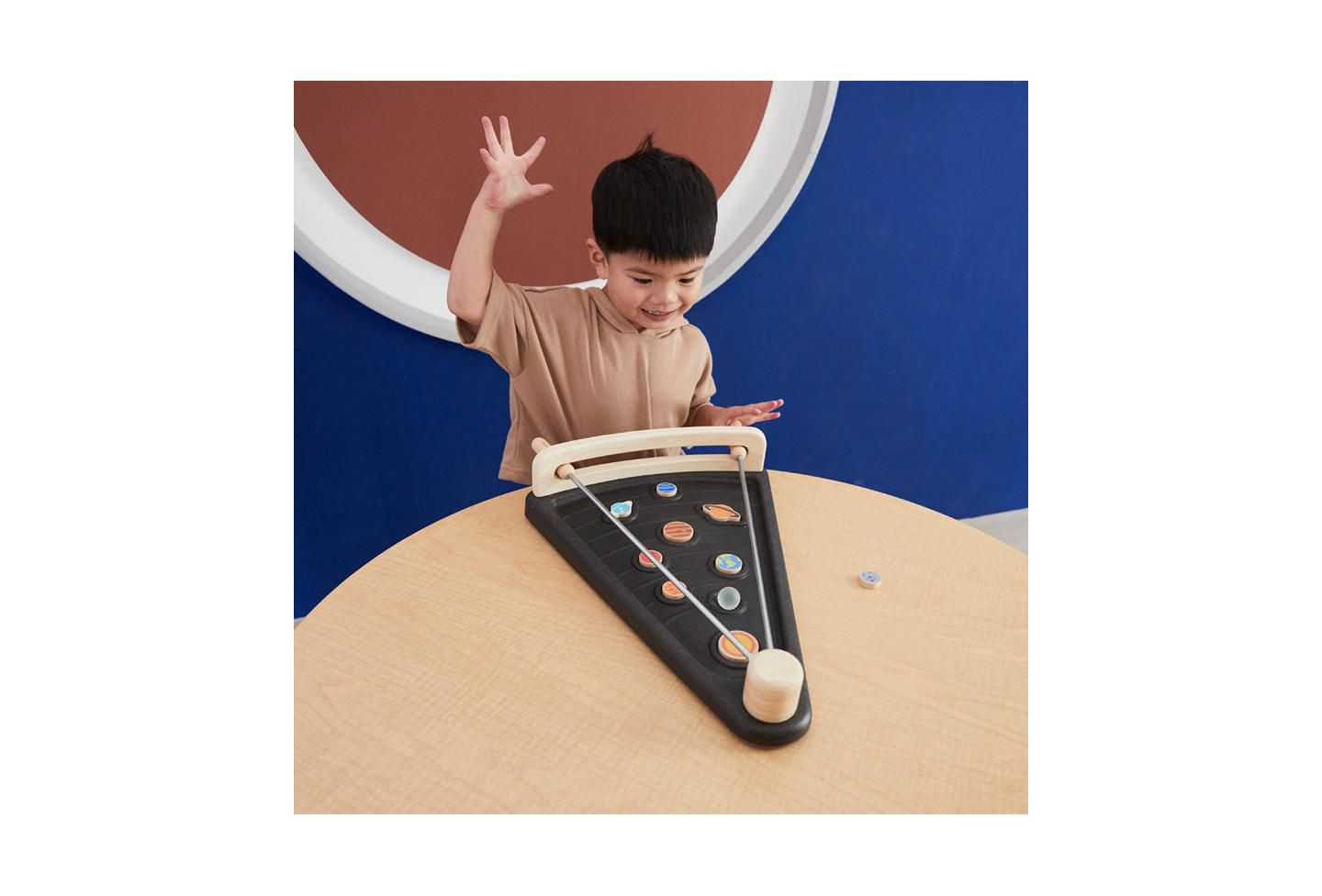 Детская игрушка PlanToys Land The Planet — фото 2