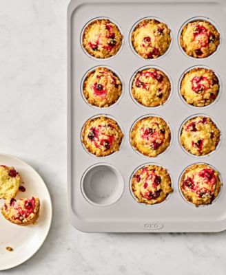 Good Grips Nonstick Pro Ceramic 12-Cup Muffin Pan 