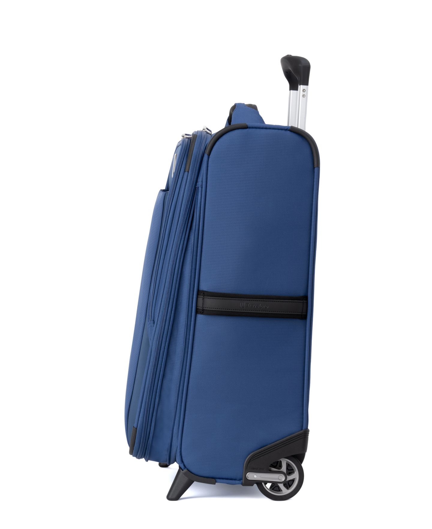 Чемодан Travelpro WalkAbout 7 Medium 2-Wheel Carry-on Expandable Rollaboard, цвет: Чёрный — фото 13