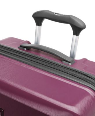 WalkAbout 7 Medium Check-in Spinner