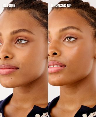 Hoola Matte Silky-Soft Powder Bronzer