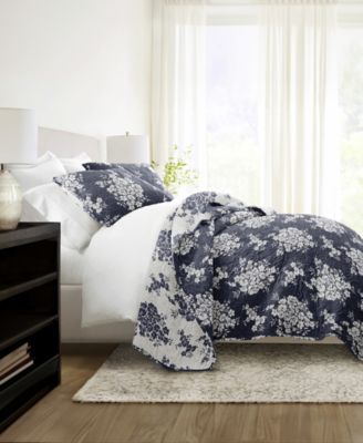 Distressed Bouquet Reversible 2-Pc. Quilt Set, Twin/Twin XL