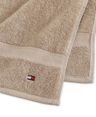 Modern American Solid Cotton Hand Towel, 16" x 26"