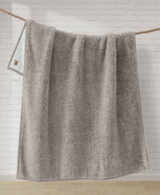 Classic UGG Fluff Throw, 50 x 70