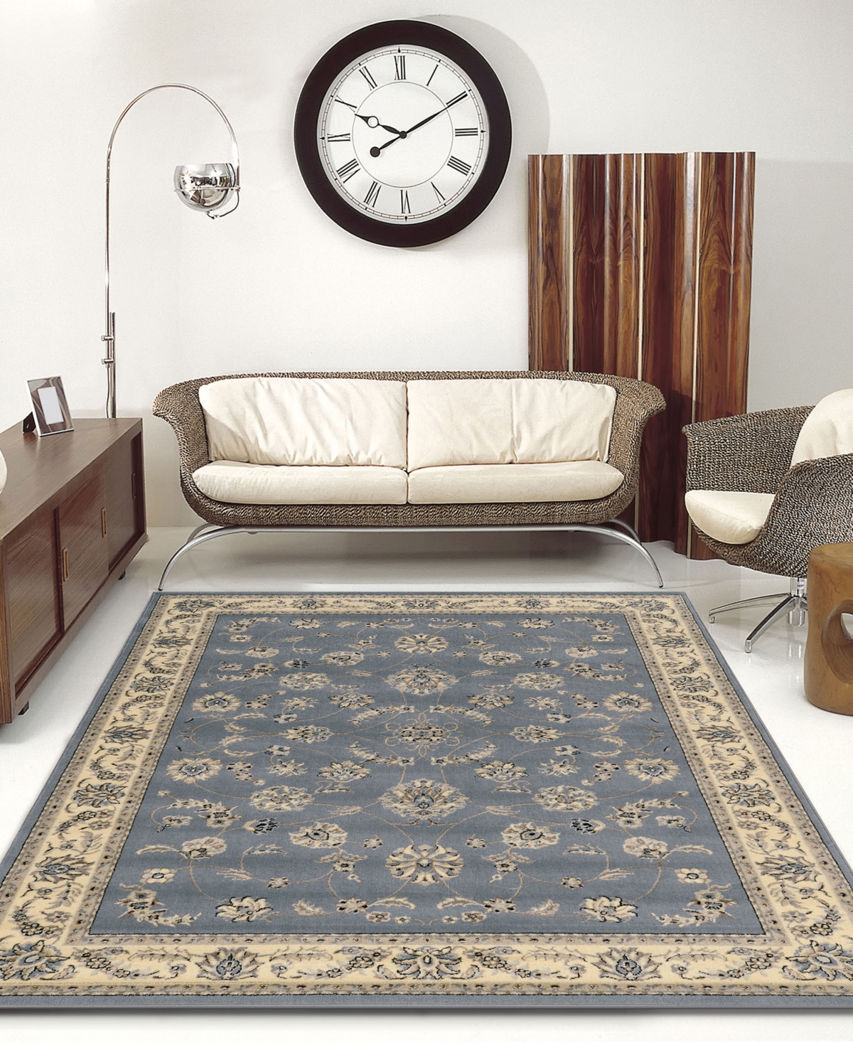 KM HOME CLOSEOUT! KM HOME PESARO 1596 7'9"X11' AREA RUG 
