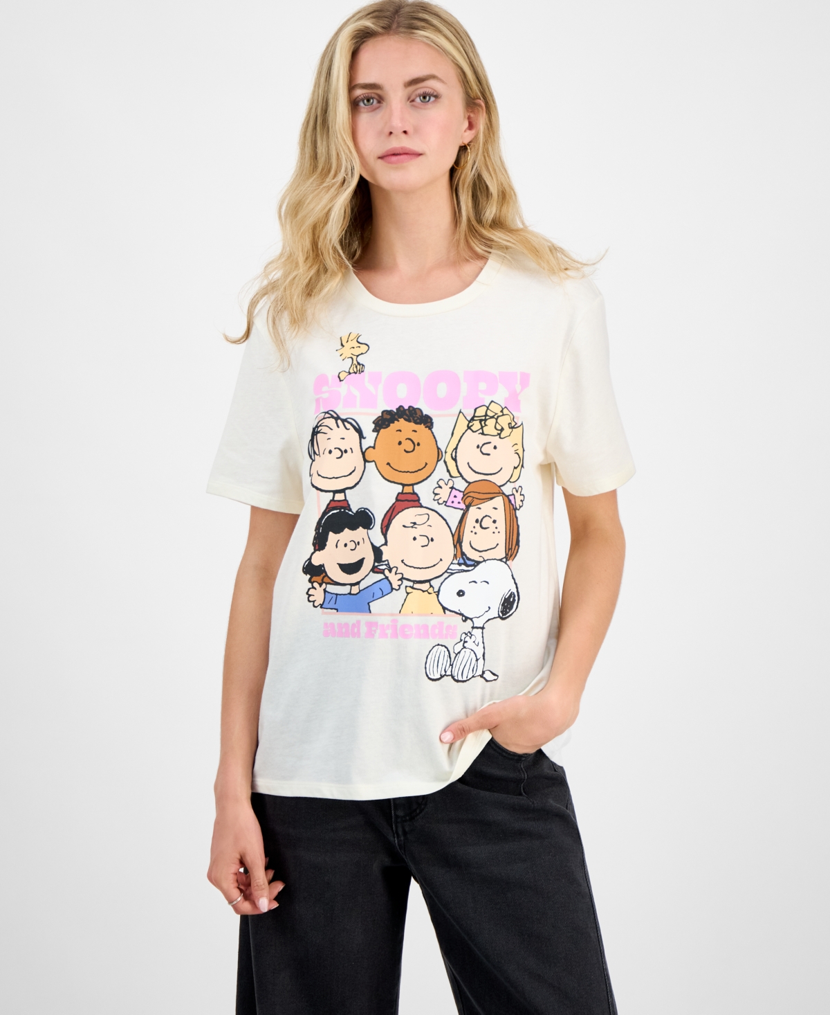 Disney Juniors' Snoopy And Friends Graphic Print T-shirt In White