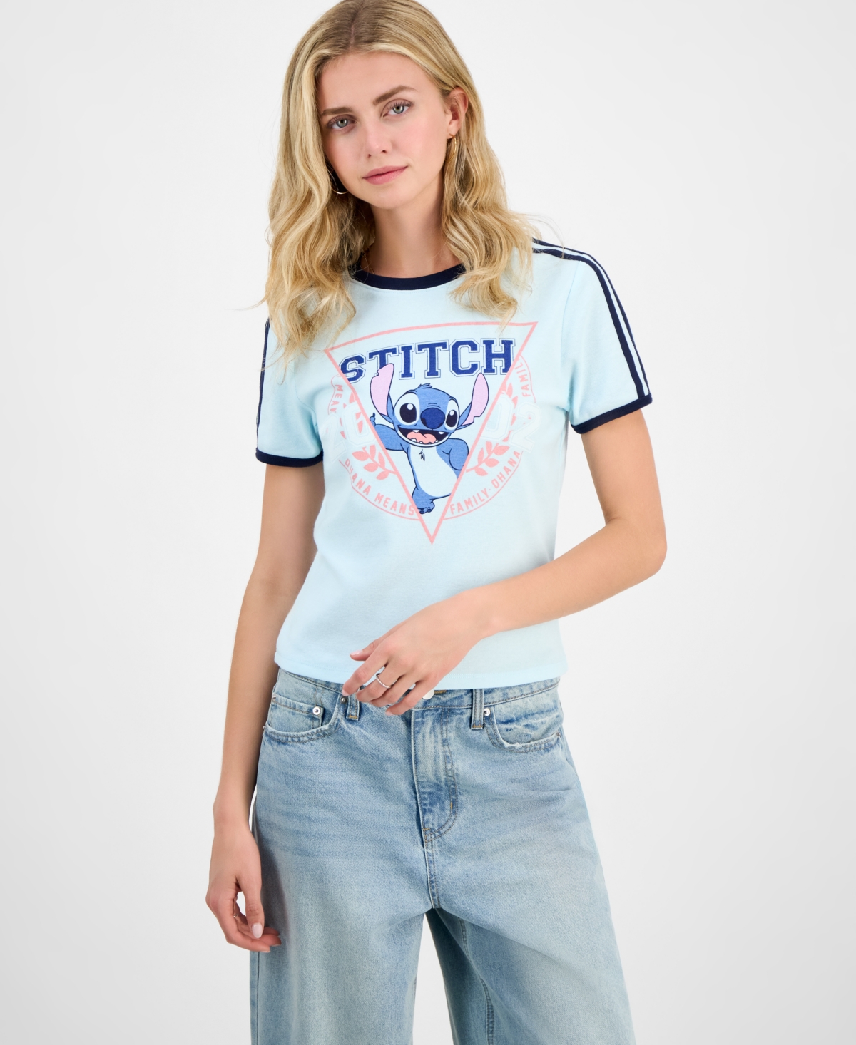 Disney Juniors' Stitch Graphic Print T-shirt In Multi