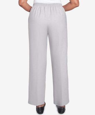 Women's Estate of Mind Estate Pull-On Medium Length Pants
