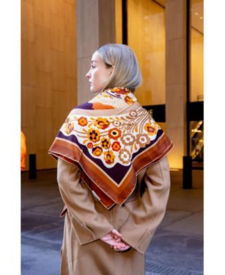 Double Sided Wool Silk Scarf Of Leopards With Floral Fountain