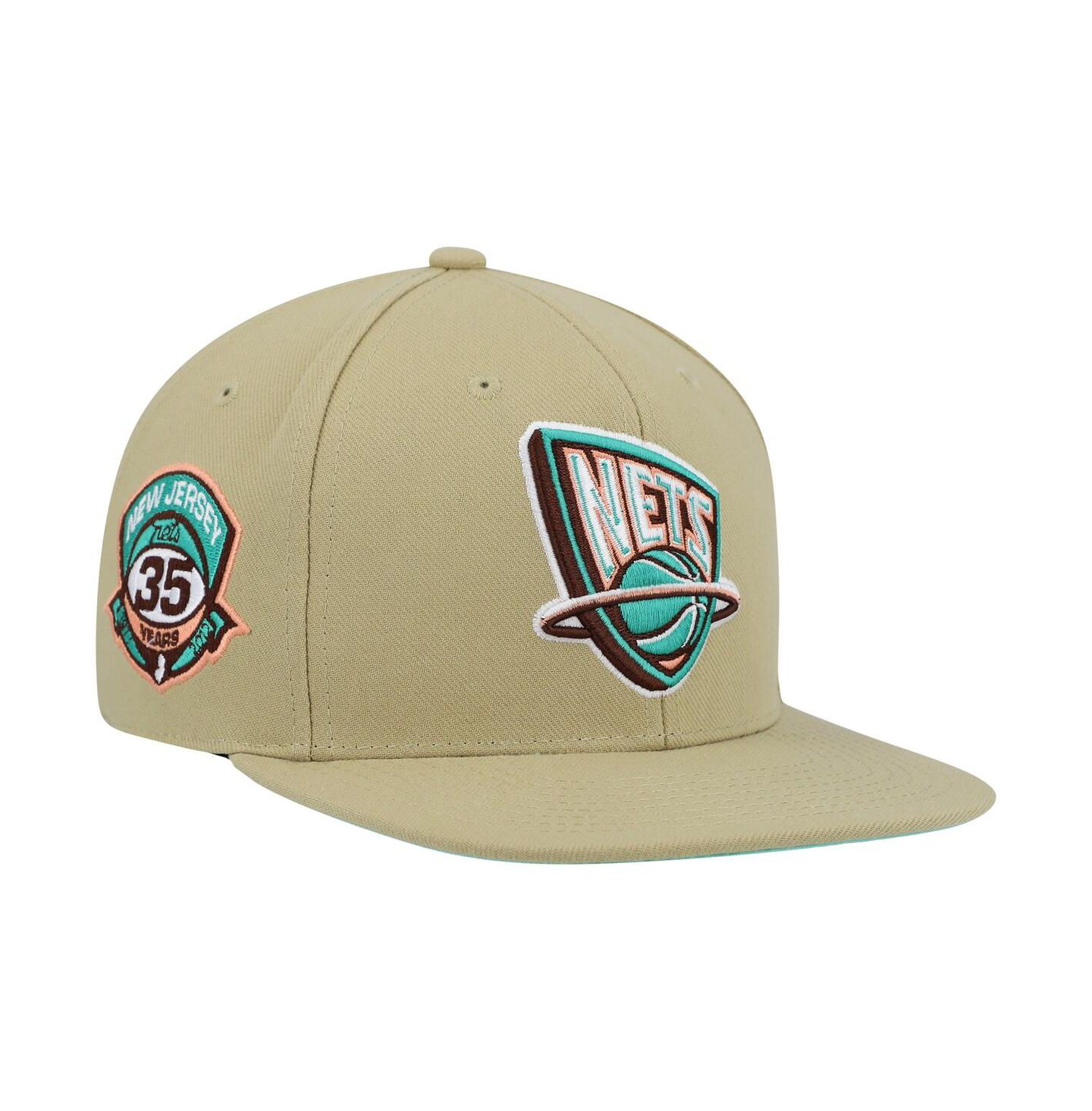 Мужские головные уборы Mitchell & Ness Khaki New Jersey Nets 35th Anniversary Hardwood Classics Malibu Sunrise Fitted Hat — фото 1
