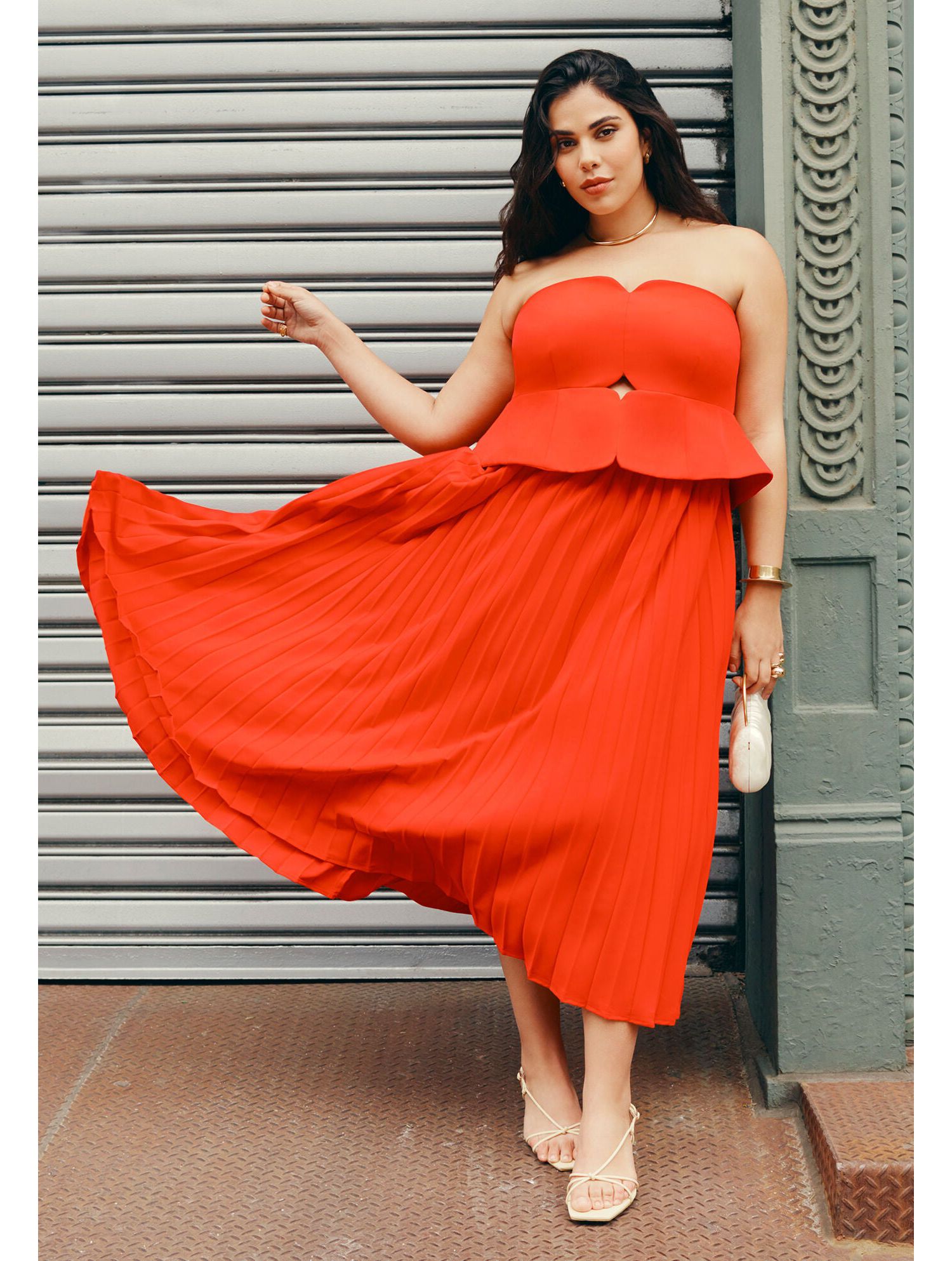 Women's Strapless Pleated Midi Dress