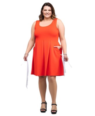 Plus Size Sleeveless Dress with Pockets