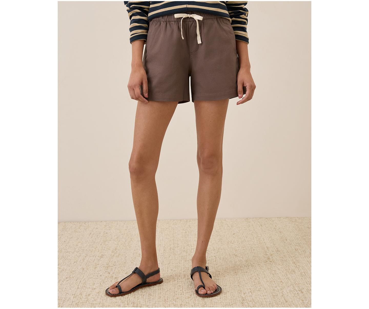 Женские шорты Pact Organic Cotton Daily Twill Short, цвет: Глубокий серо-коричневый — фото 1