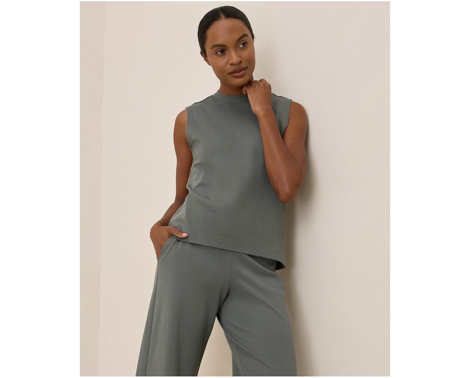 Women's Airplane Mock Neck Shell