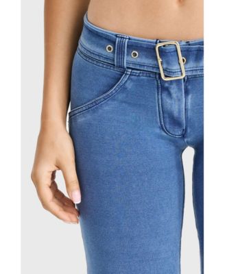 Women's Belted Low-Rise Sculpting Flare Jeans