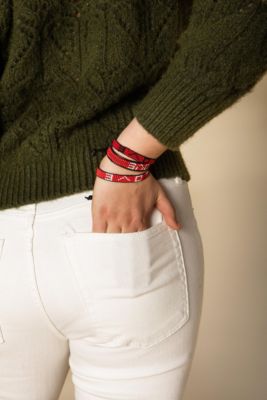 Red Love Beaded Bracelet – Handmade with Purpose