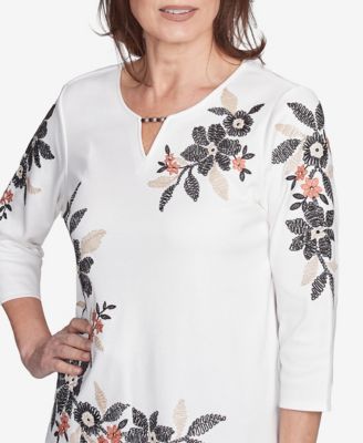 Women's Natural Instinct Earthy Floral Embroidered Textured Keyhole Neck Top