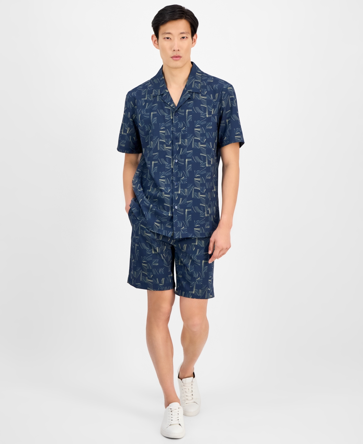 Men's Abstract-Print Shorts, Exclusively at Macy's - Neo Navy