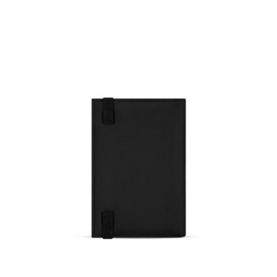 Vienna Passport Wallet