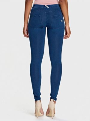 Women's Mid-Rise Sculpting Denim Skinny Jeans