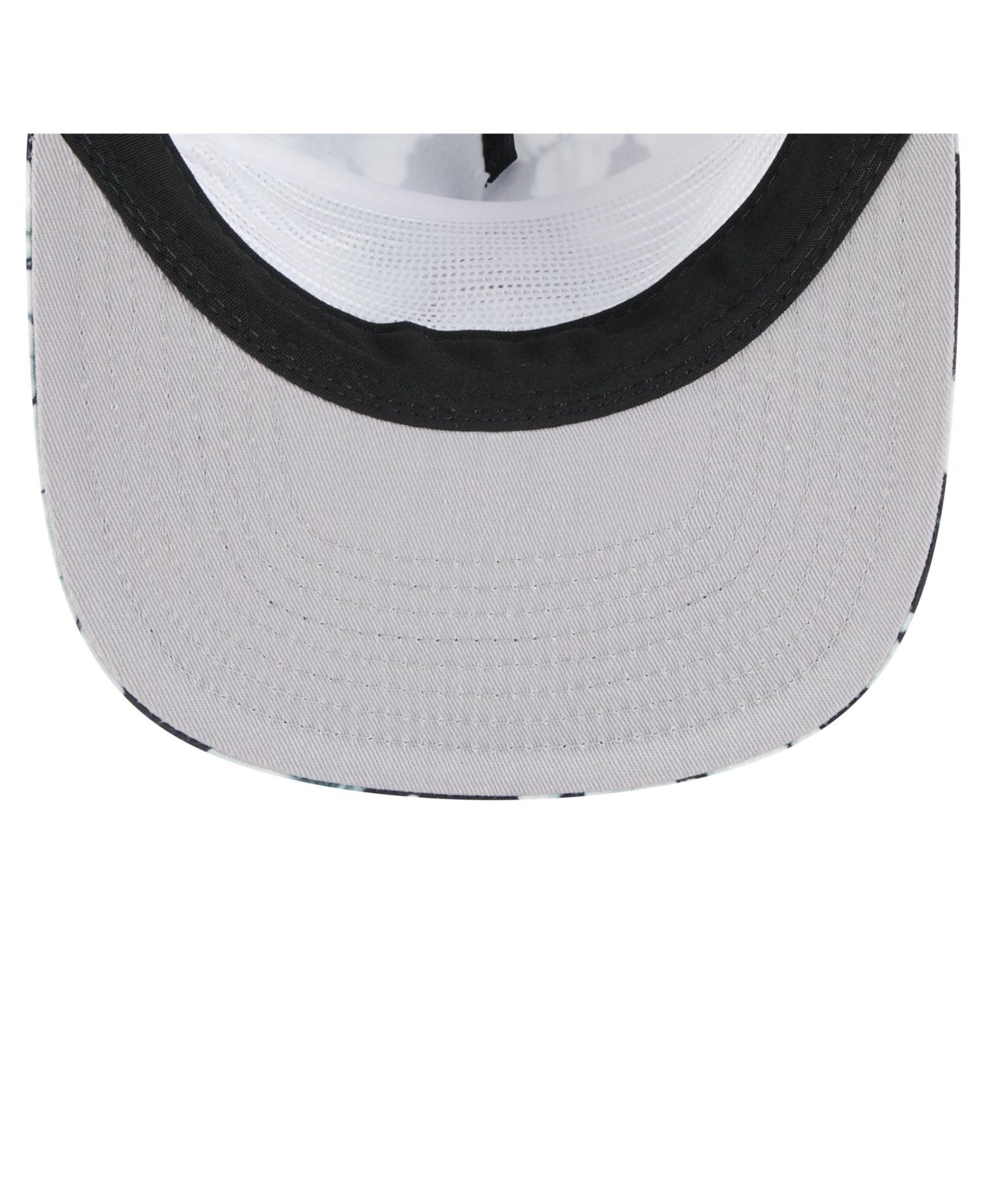Men's Black Chicago White Sox Adventure Pattern Golfer Trucker Snapback Hat
