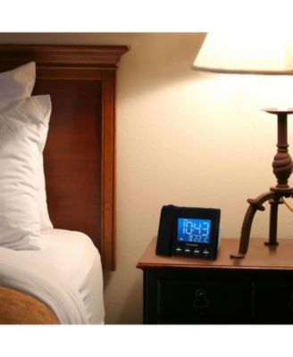 Projection Alarm Clock – AM/FM Radio, Auto Time Set, Dual Alarm, Temp/Date Display, Battery Backup, Bonus Aux Cable