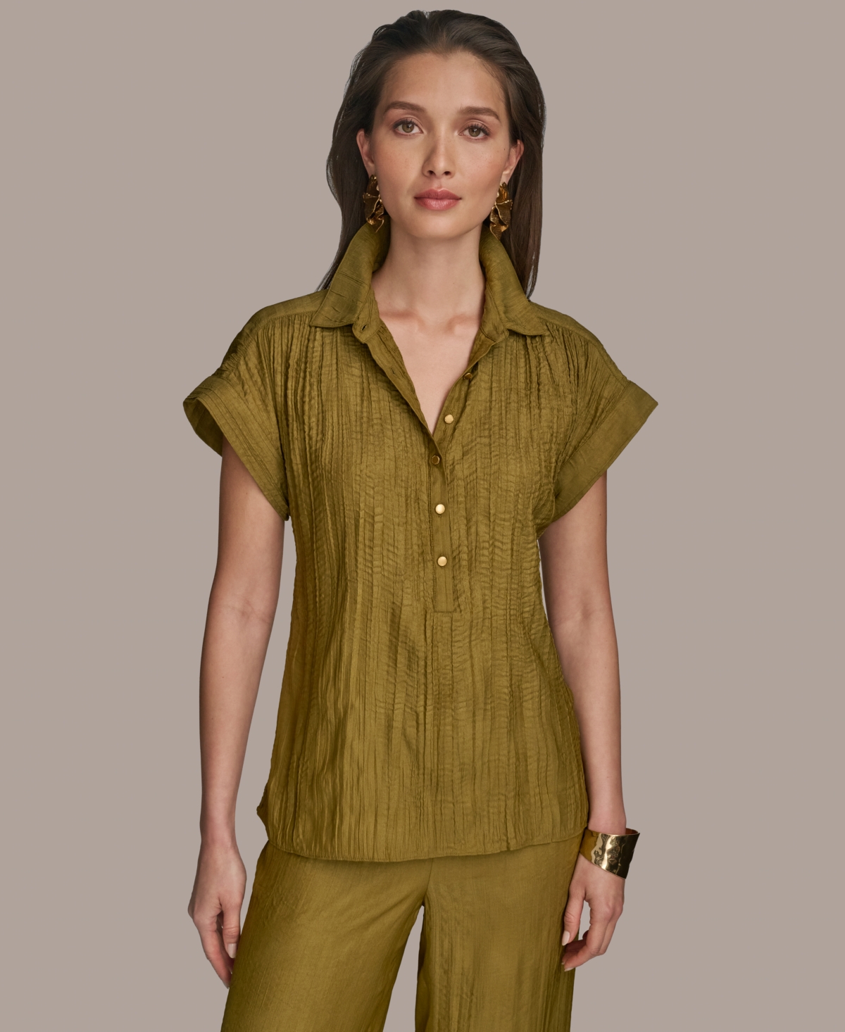 Women's Cap-Sleeve Crinkled Collared Shirt - Smoky Olive