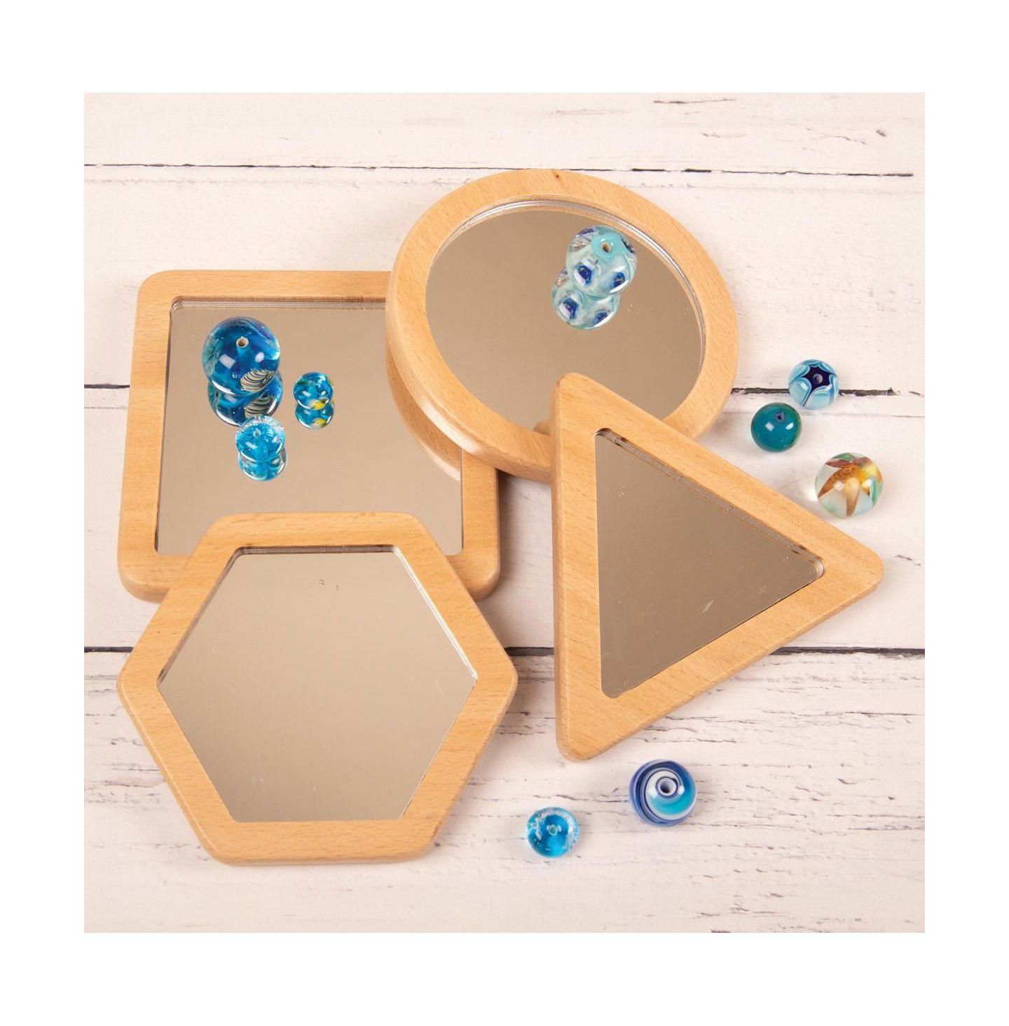 Детские игрушки Yellow Door Little Looking Shape-Recognition 4-Piece Mirrors, Ages 10 Months+, цвет: Бежевый / Хаки — фото 3