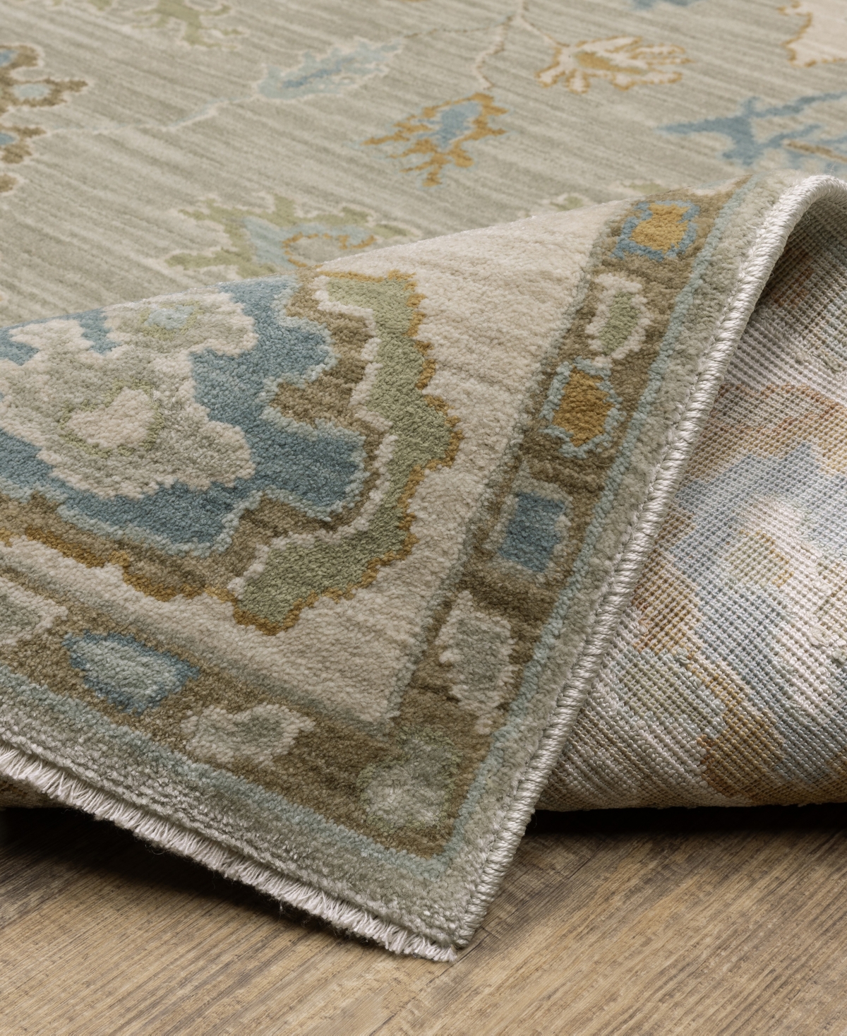 Oriental Weavers Maeve MAE11 7'10"x10'10" Area Rug