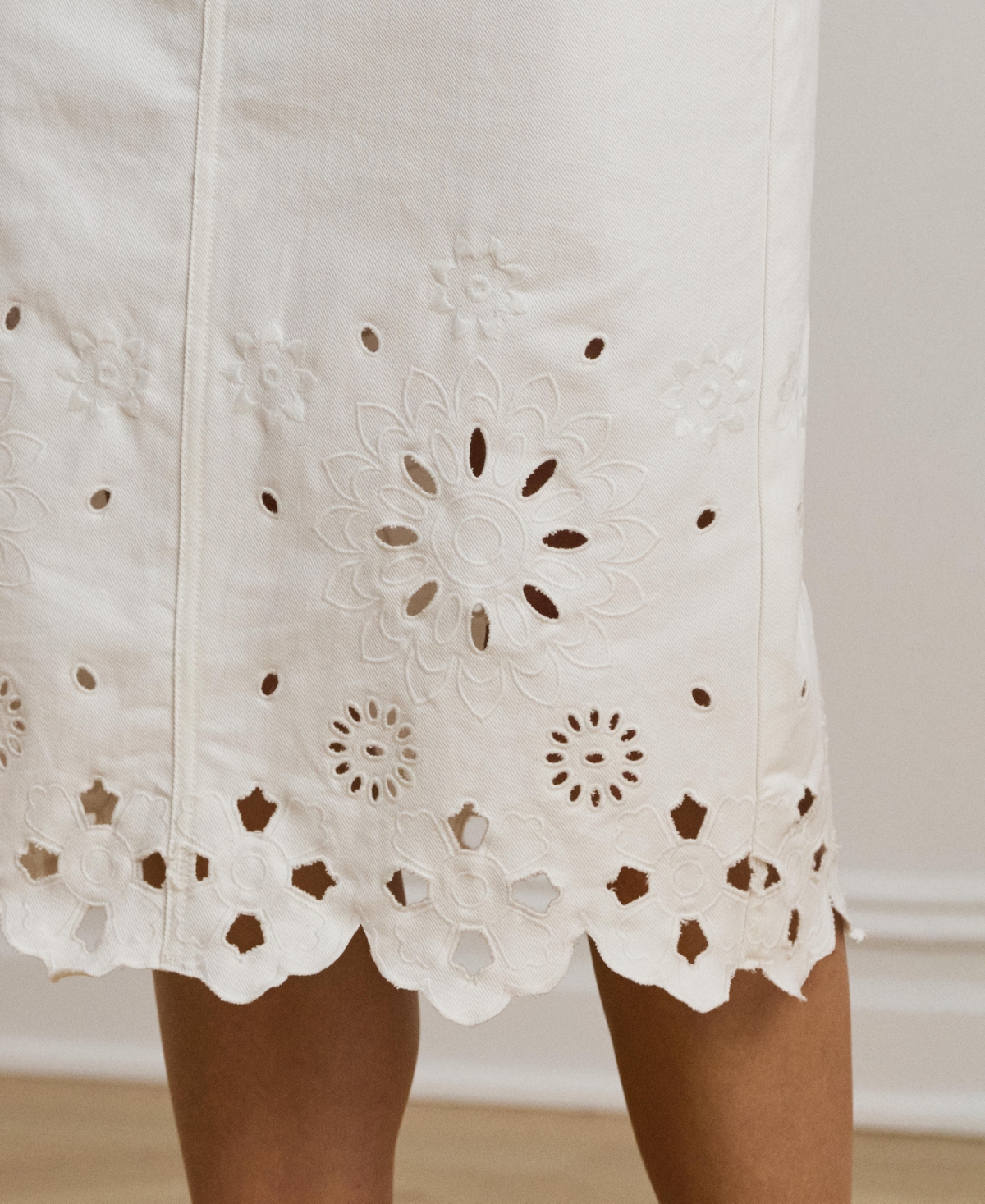 RALPH LAUREN WOMEN'S EYELET DENIM MIDI SKIRT 