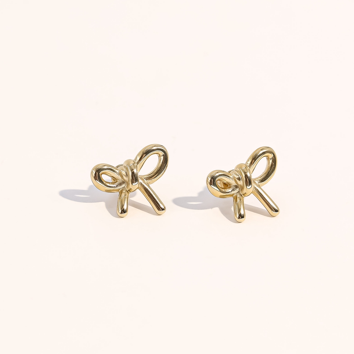 Vanilia Bow Earrings in Gold