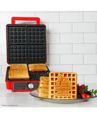Peanuts Deluxe Waffler - Peanuts Iconic Characters and Symbols on Your Waffles