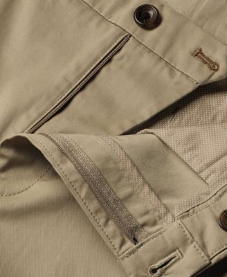 Men's Slim-Fit Stretch 9" Shorts