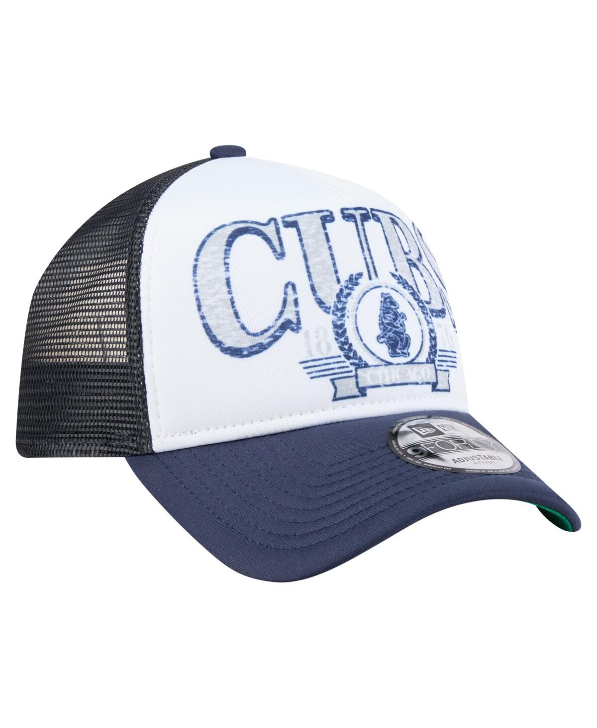 NEW ERA MEN'S WHITE/NAVY CHICAGO CUBS DISTRESSED 9FORTY A-FRAME ADJUSTABLE TRUCKER HAT 