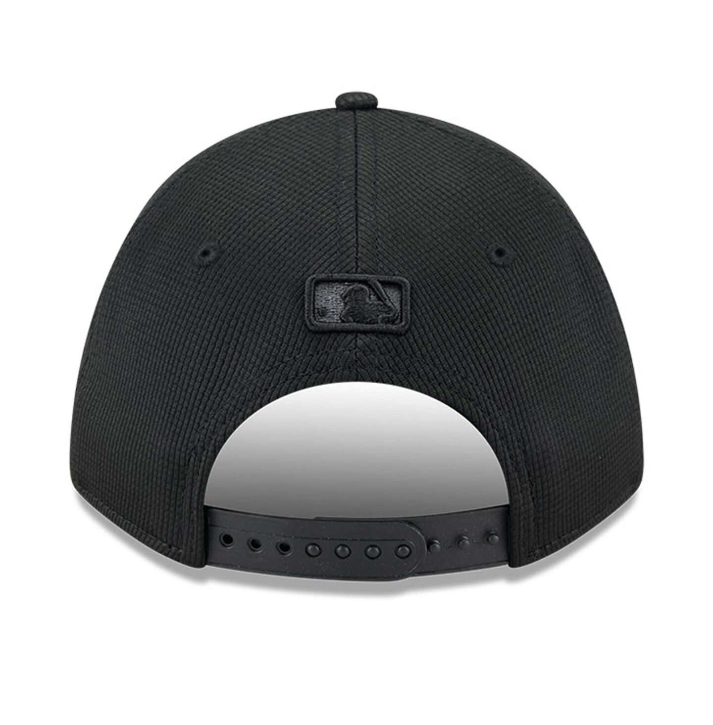 Мужская кепка New Era Black Pittsburgh Pirates City Connect Batting Practice 9FORTY M-Crown Adjustable Hat — фото 4