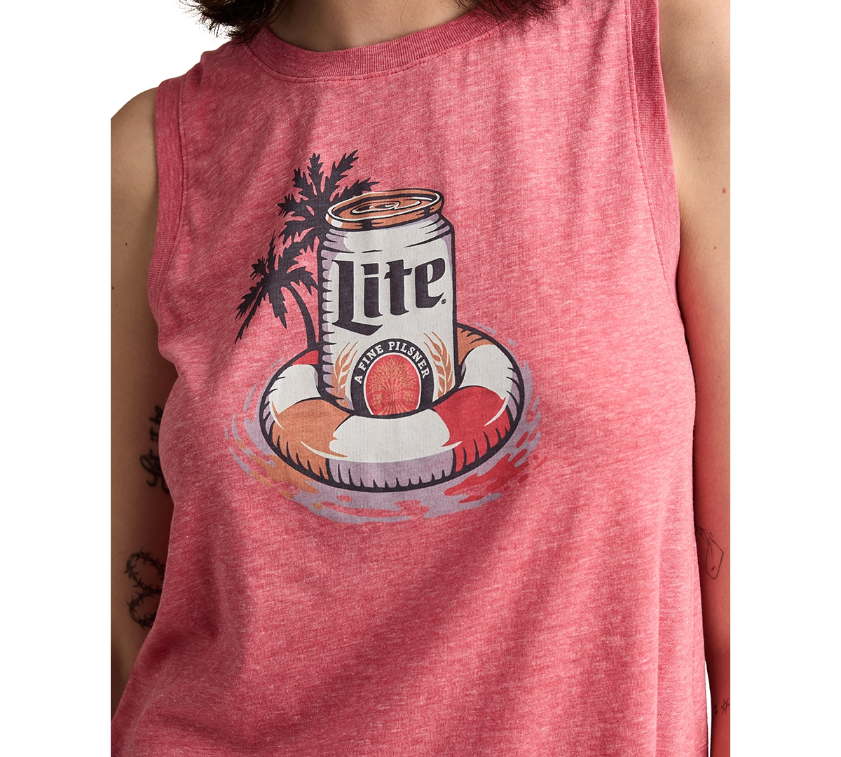 LUCKY BRAND WOMEN'S MILLER LITE FLOATY SLEEVELESS T-SHIRT 
