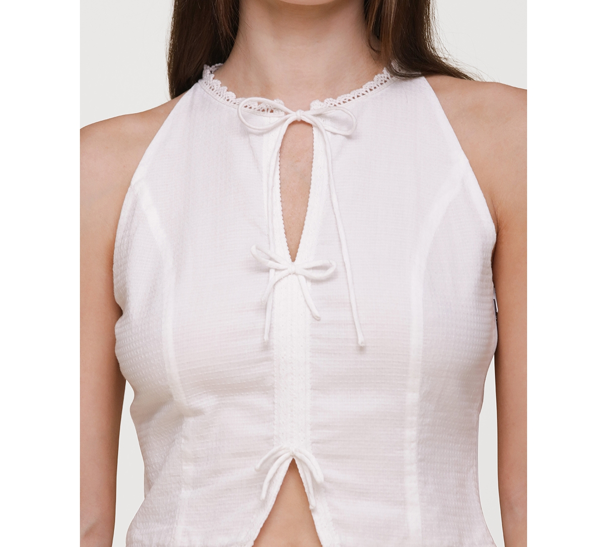 Avec Les Filles Women's Lace-up Cotton Halter Top In White