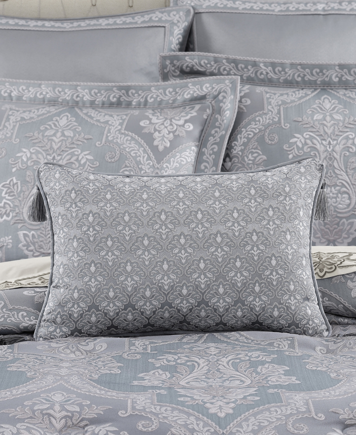 J Queen New York Sondra Boudoir Decorative Pillow, 14" X 21"