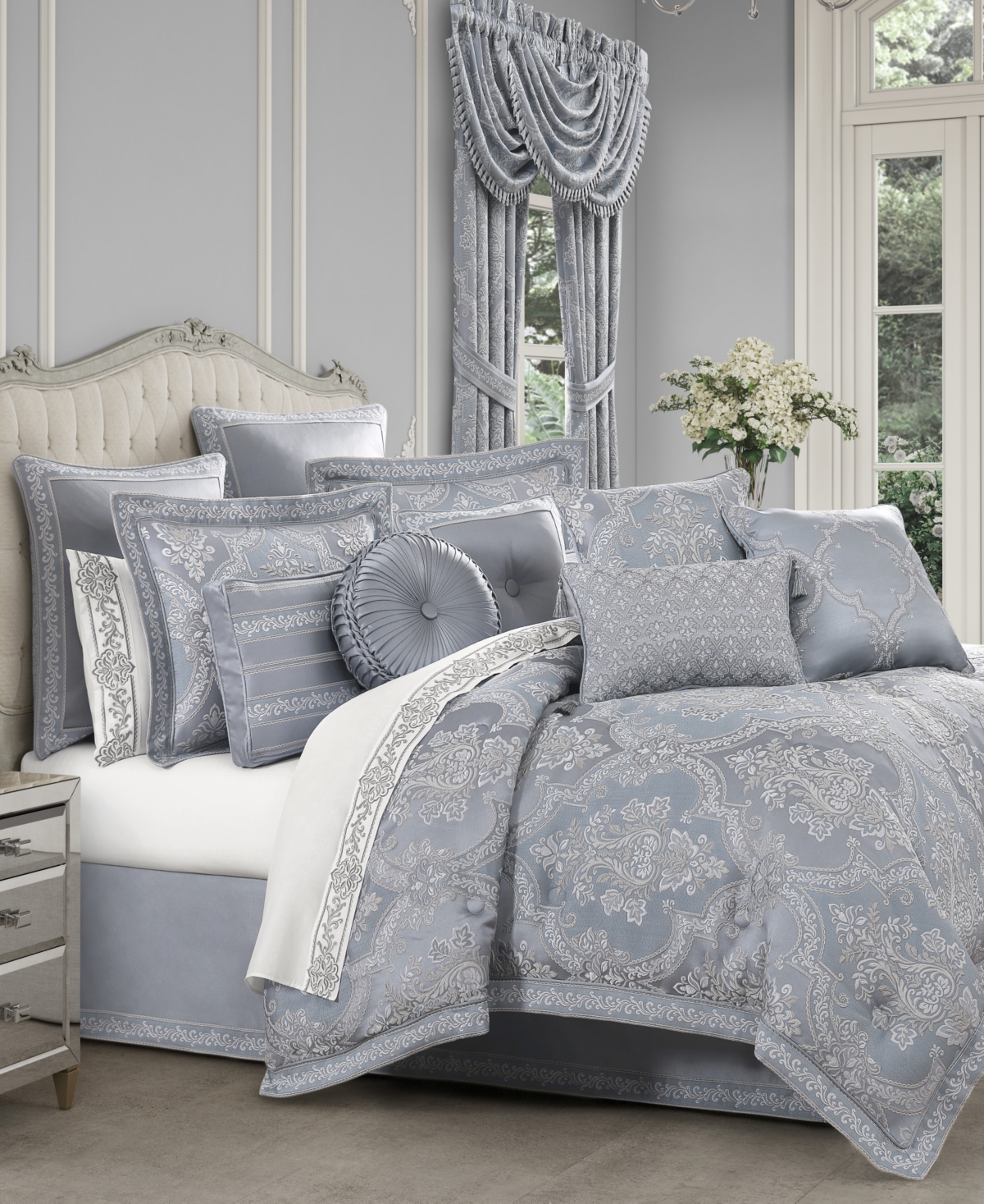 J Queen New York Sondra 4-pc. Comforter Set, Queen
