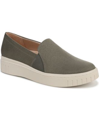 Women's Grandeur Round Toe Slip Ons
