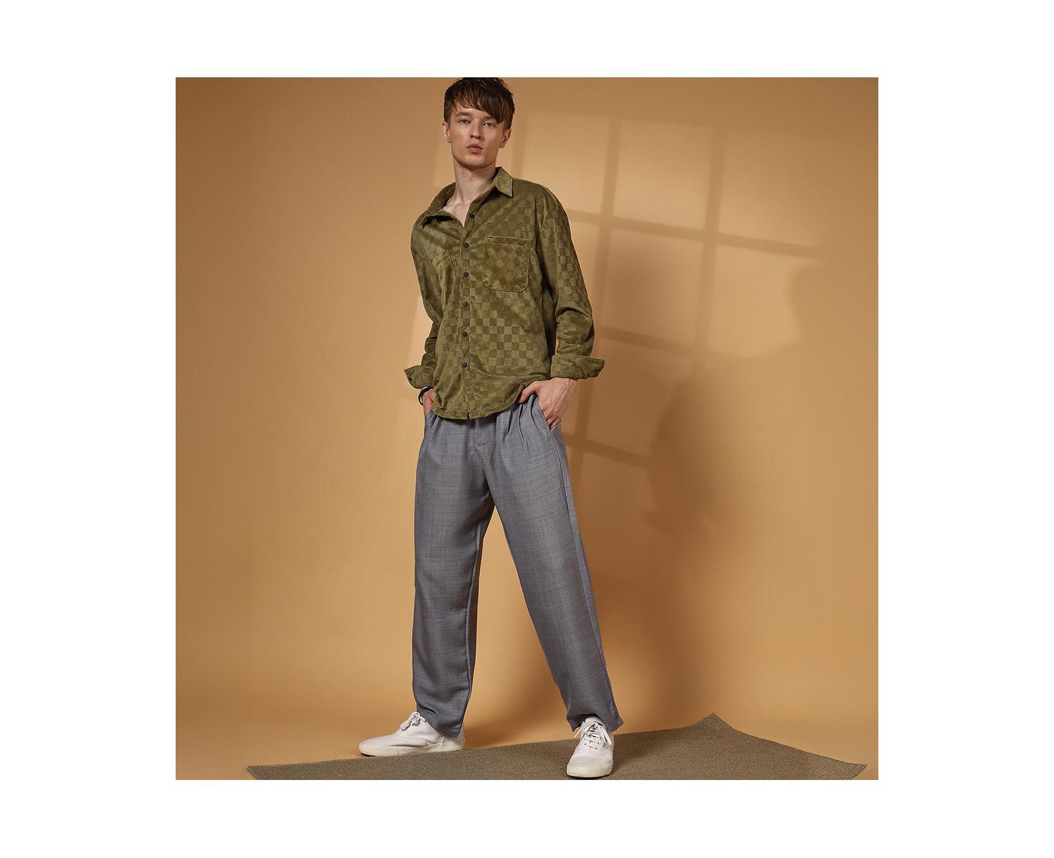 Men's Moon Grey Pleated Relaxed Trousers