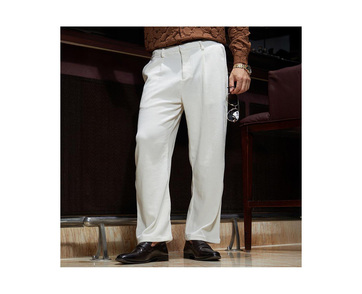 Men's Cream White Waffle-Pleated Straight Trousers
