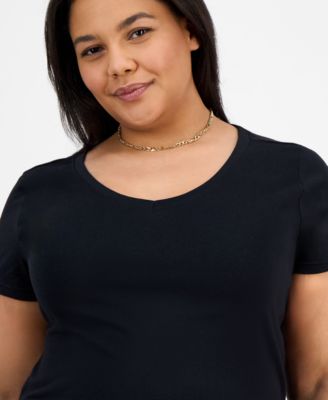 Trendy Plus Size Fitted V-Neck T-Shirt