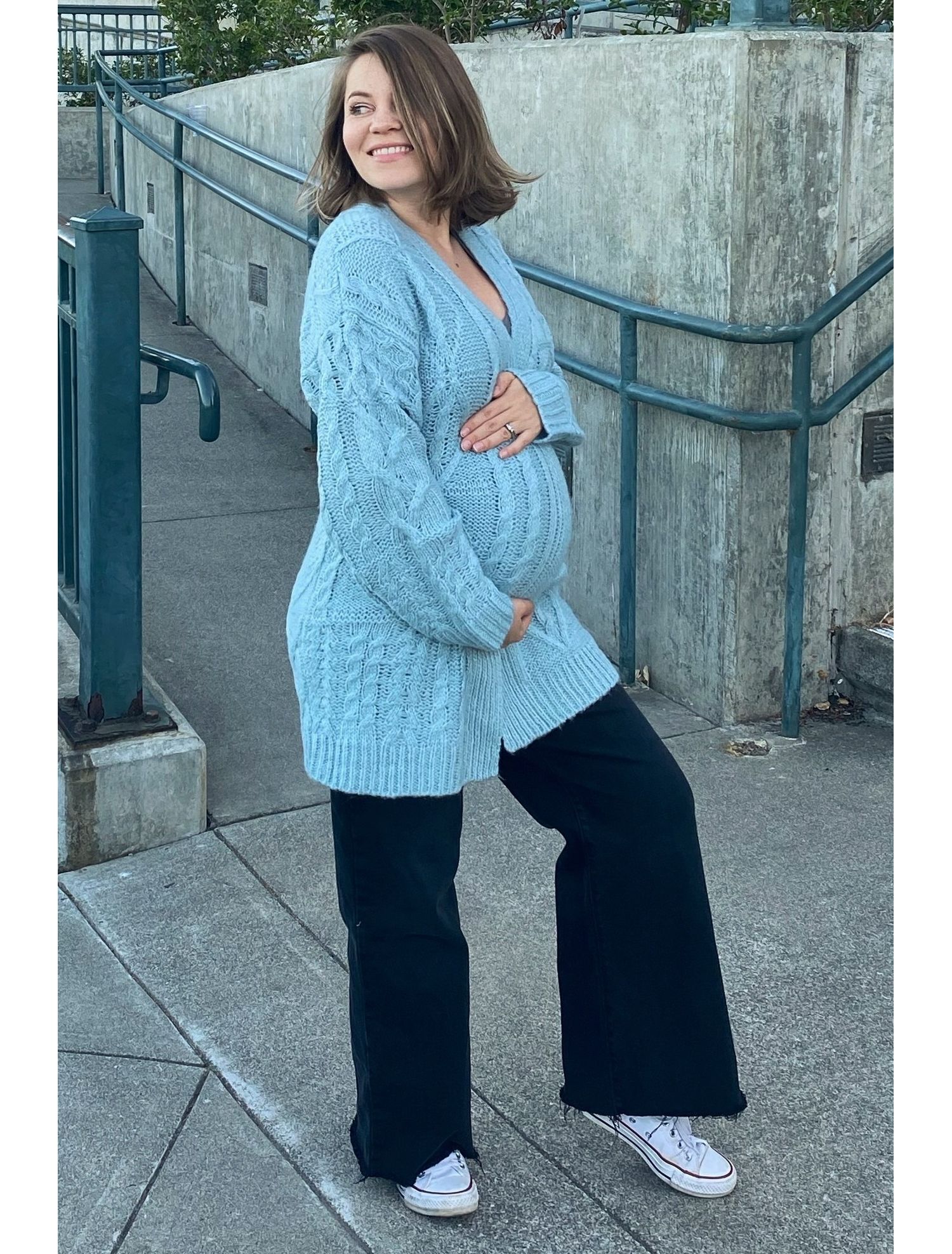 Women's Light Blue Wide Leg Raw Hem Jeans
