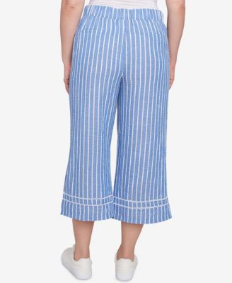Petite Yarn Dye Stripe Relaxed Soft Capri Pants