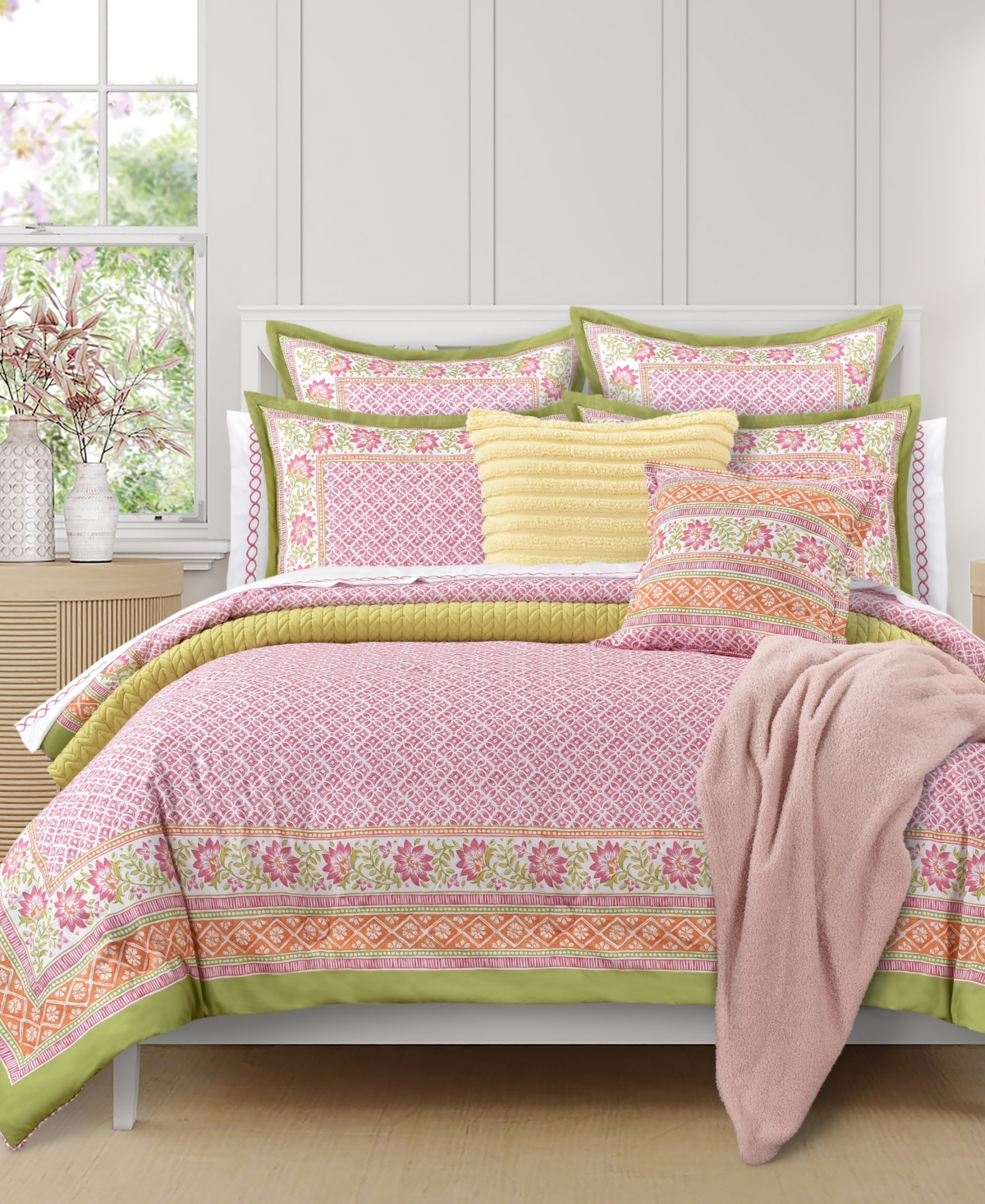 J By J Queen Bold Shiloh 2-pc. Comforter Set, Twin/twin Xl