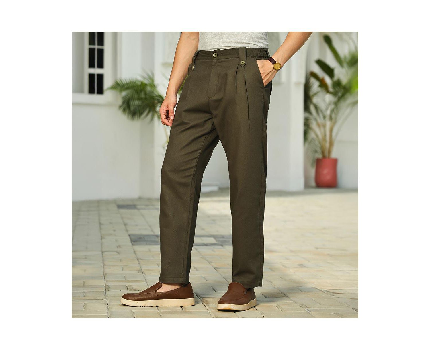 Men's Sacramento Green Ribbed-Pleated Chino Trousers