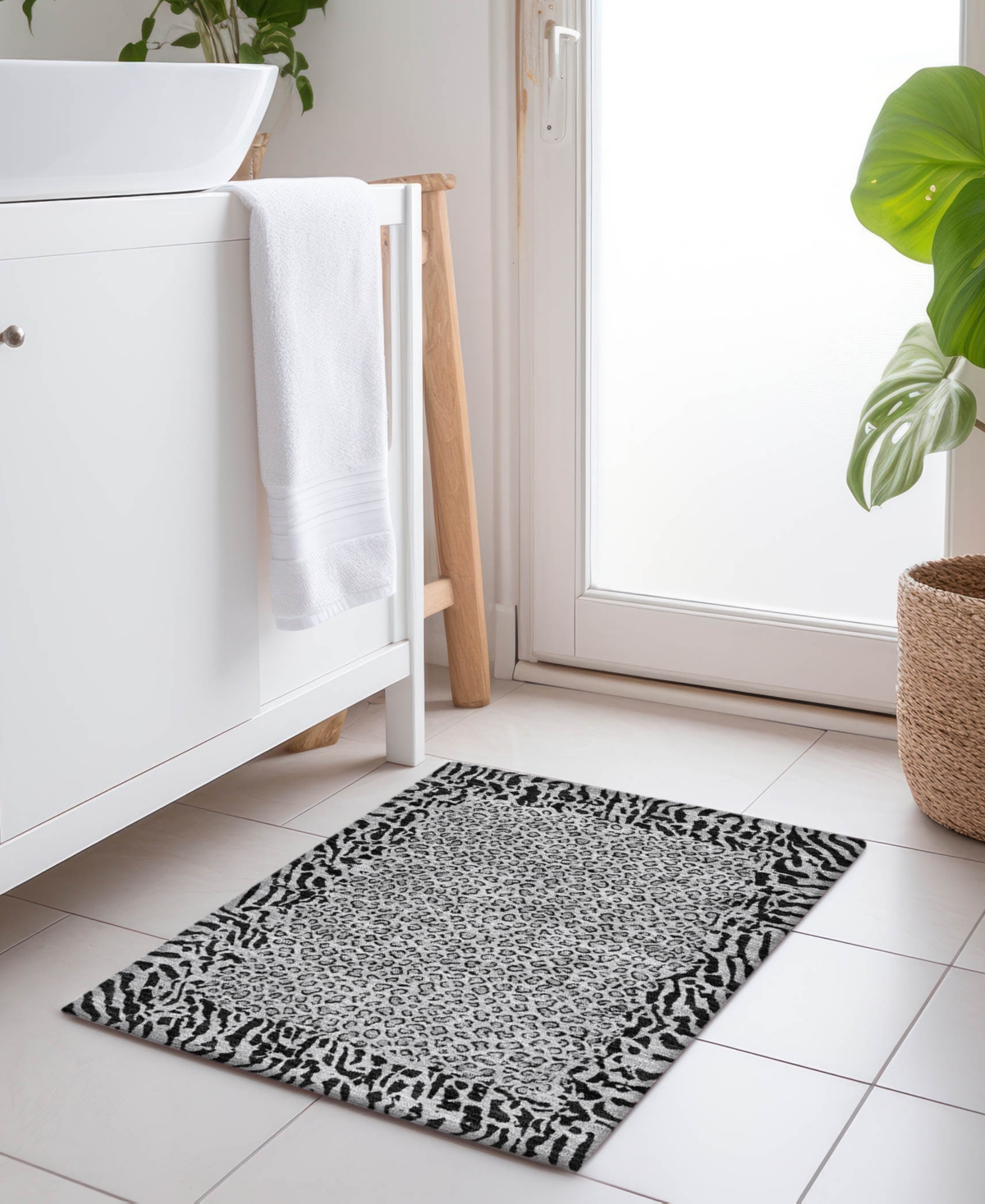 Addison Chantille Acn1230 1'8"x2'6" Area Rug