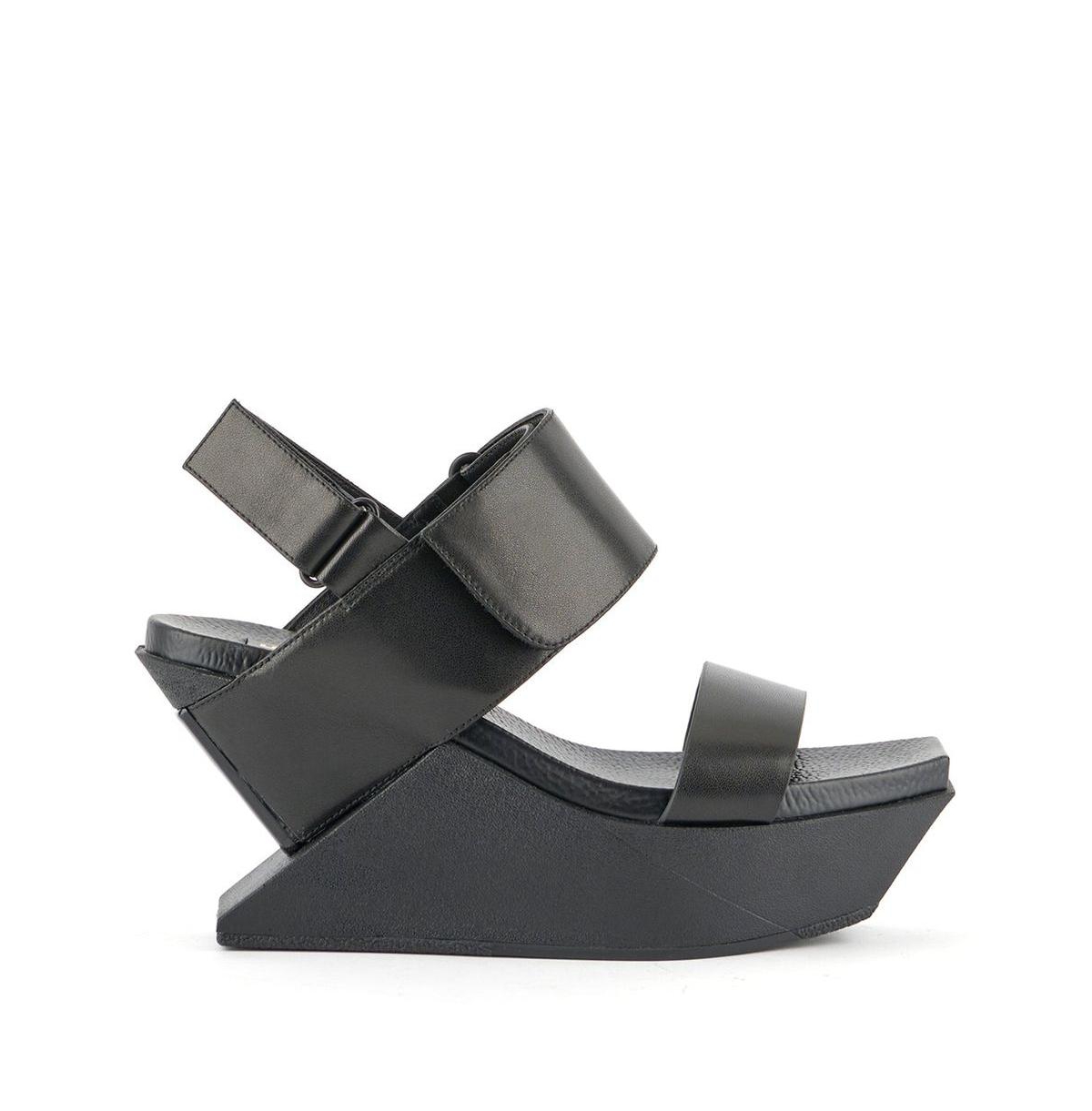 Womens Delta Wedge Sandal - Black